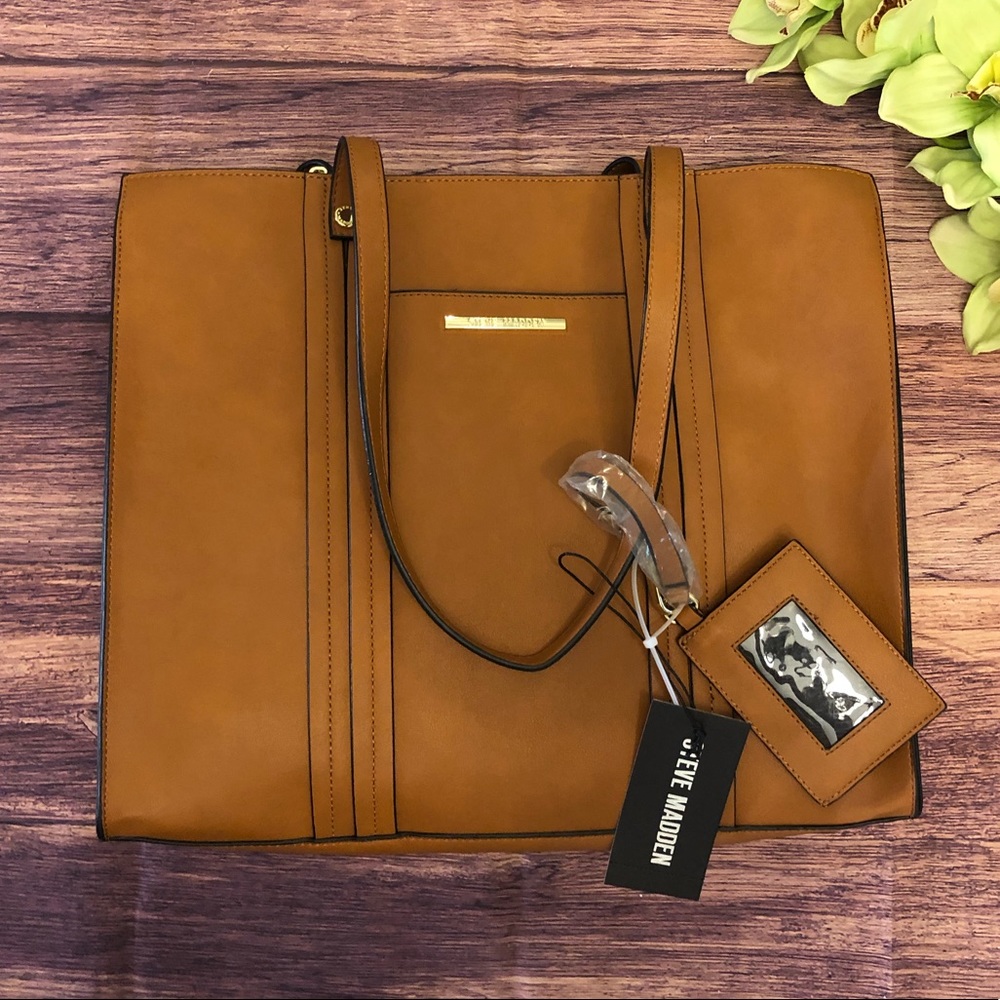 Steve Madden Tan Leather Shoulder Handbag.